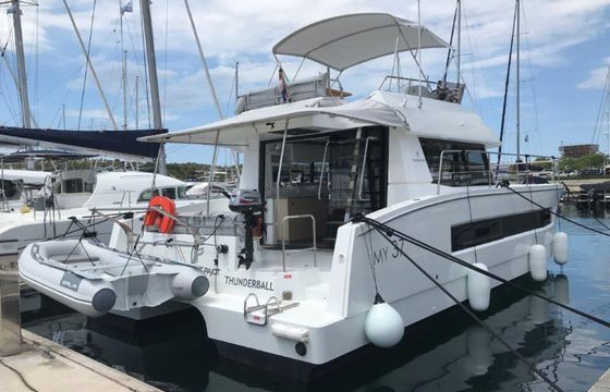 Fountaine Pajot MY 37 Thunderball