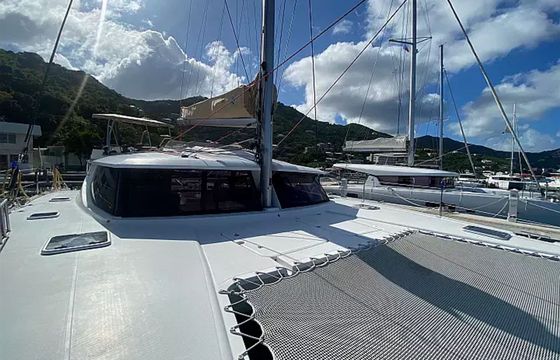 Fountaine Pajot Helia 44 Peacemaker