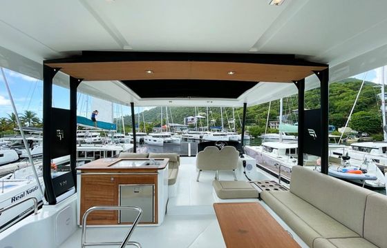 Fountaine Pajot MY 5 Two J Seas