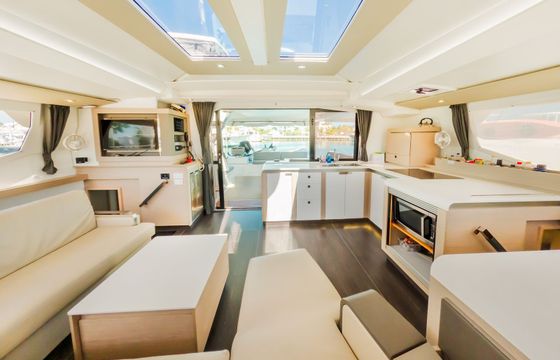 Fountaine Pajot Tanna 47 Cattitude