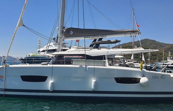 Fountaine Pajot Isla 40 Ares 10