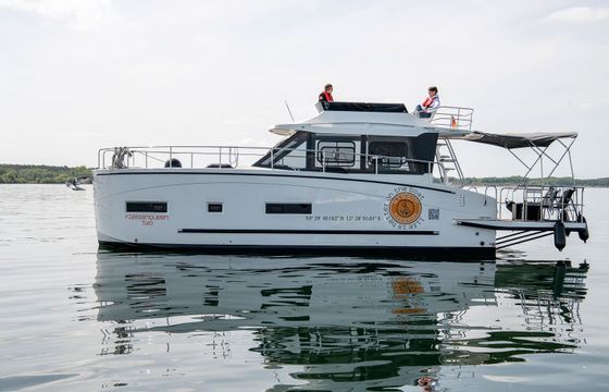 Futura 40 Fleesenqueen Two