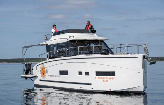 Futura 40 Fleesenqueen Two