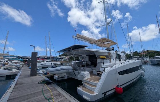 Fountaine Pajot New 41 Lekanoo