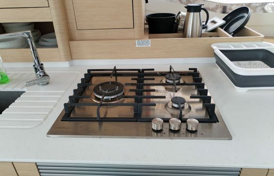 Fountaine Pajot Quatuor 44 Manatee