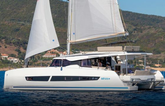 Fountaine Pajot New 44 Chora