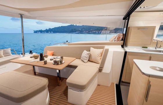 Fountaine Pajot FP 48 Long Layover