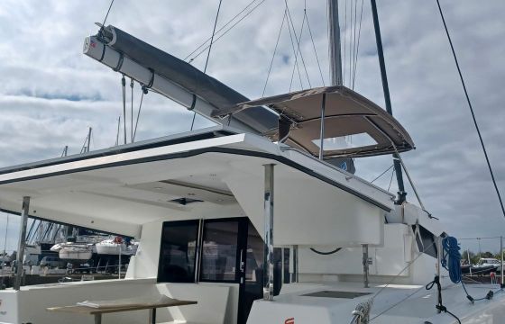 Fountaine Pajot Lucia 40 Be Happy