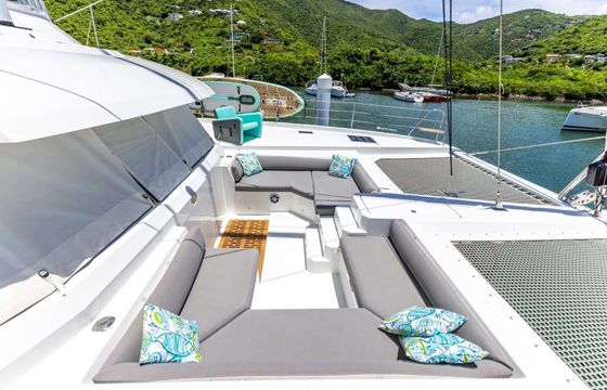 Fountaine Pajot Samana 59 Port to Vino