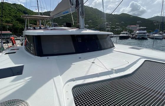 Fountaine Pajot Lucia 40 Happy Ours