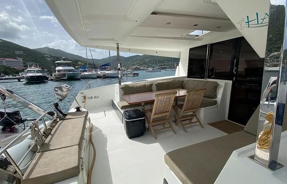 Fountaine Pajot Lucia 40 Happy Ours