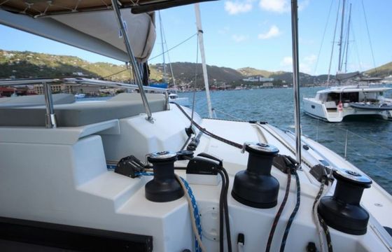 Fountaine Pajot Saba 50 Apres Ski