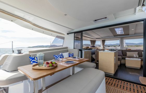 Fountaine Pajot FP44 Diver Dog