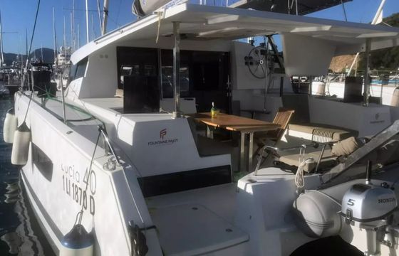 Fountaine Pajot Lucia 40 Ines