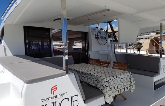 Fountaine Pajot Lucia 40 Luce