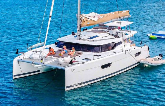 Fountaine Pajot Saona 47 Black Tortuga