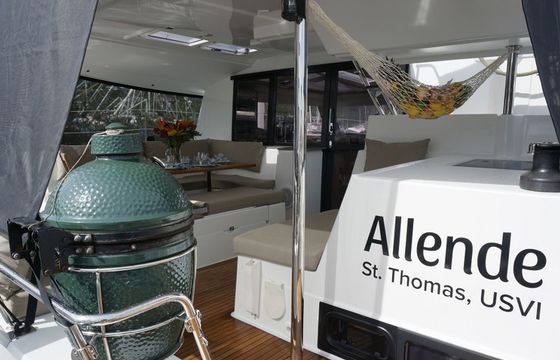 Fountaine Pajot Helia 44 Allende