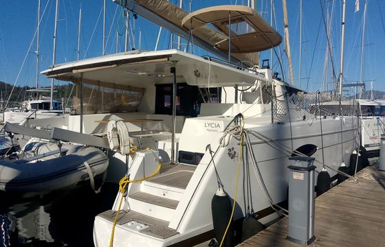 Fountaine Pajot Helia 44 Lycia