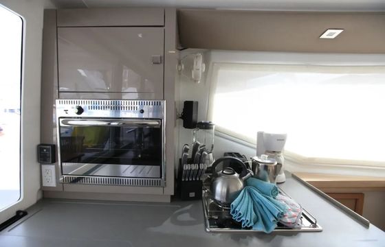 Fountaine Pajot Lucia 40 Shelly Kay