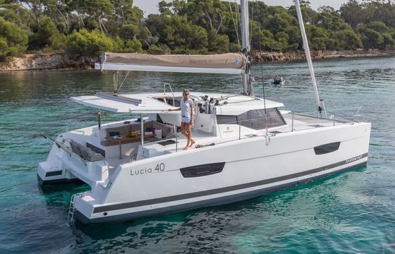 Fountaine Pajot Lucia 40 Tamara