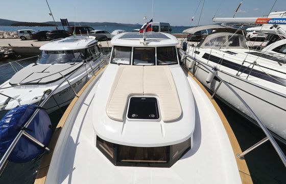 Greenline 33 Mozart