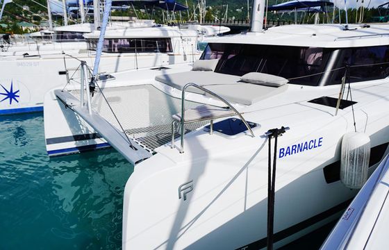 Fountaine Pajot Isla 40 Barnacle