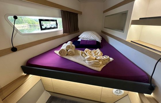 Fountaine Pajot Isla 40 Calico