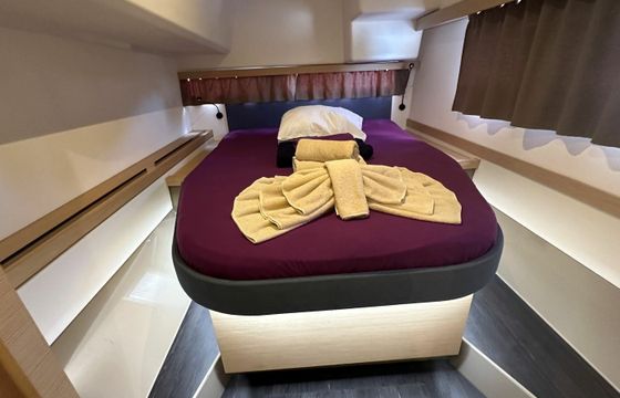 Fountaine Pajot Isla 40 Calico