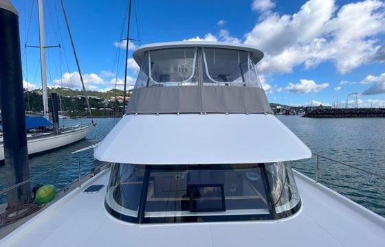 Fountaine Pajot MY 37 Pluton