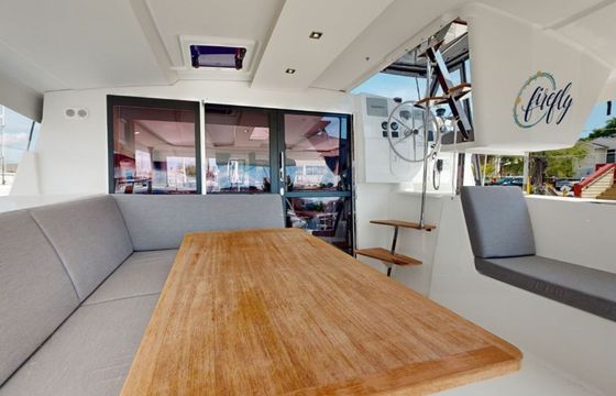 Fountaine Pajot Isla 40 Firefly