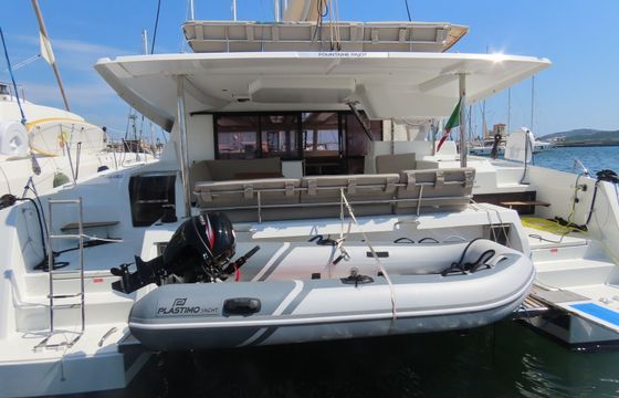 Fountaine Pajot Tanna 47 Calypso