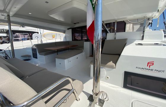 Fountaine Pajot Tanna 47 Calypso