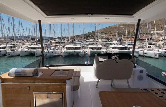 Fountaine Pajot MY 5 Mala