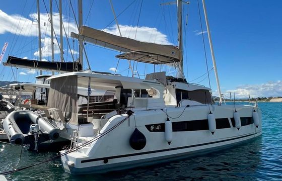 Fountaine Pajot New 41 Halo