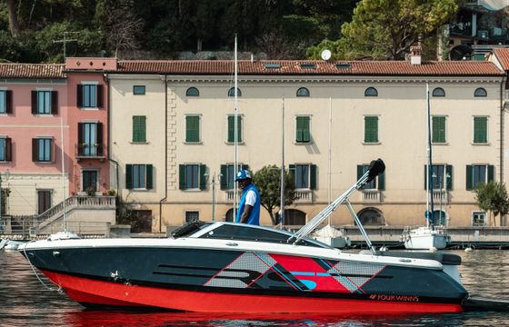 Four Winns 210 RS Horizon