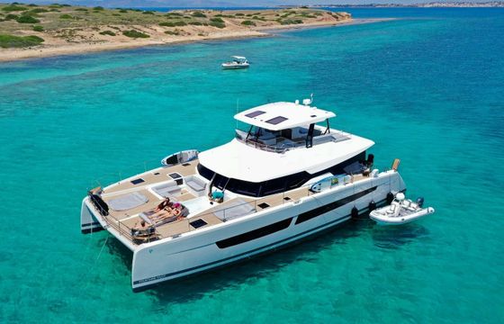 Fountaine Pajot Power 67 Alena