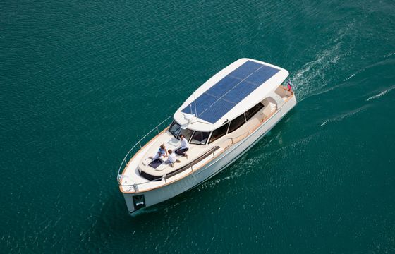 Greenline 33 Kragero Electric yacht