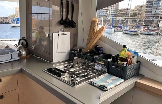 Fountaine Pajot Lucia 40 Aquila
