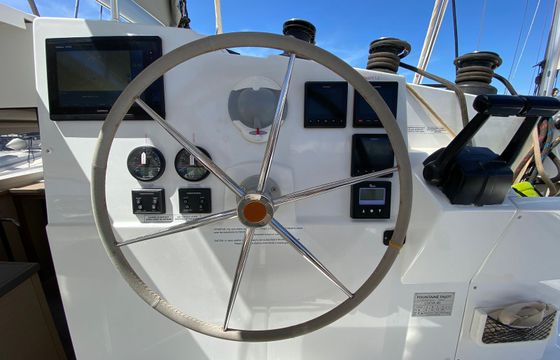 Fountaine Pajot Lucia 40 Aquila
