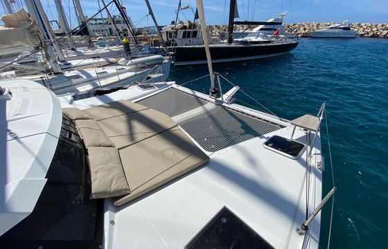 Fountaine Pajot Lucia 40 Aquila