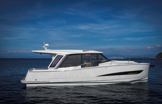 Greenline 39 Kviteseid Electric yacht