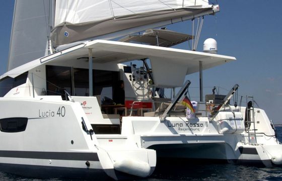 Fountaine Pajot Lucia 40 Luna Rossa 2