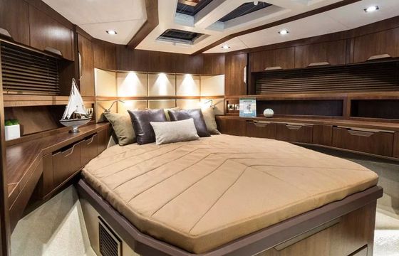 Galeon 500 Fly Aquarius Arrow