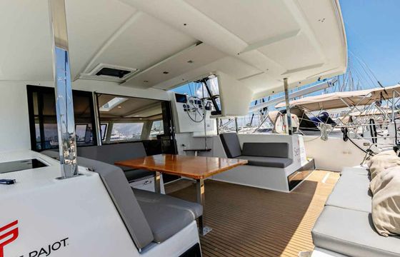 Fountaine Pajot Lucia 40 Servus