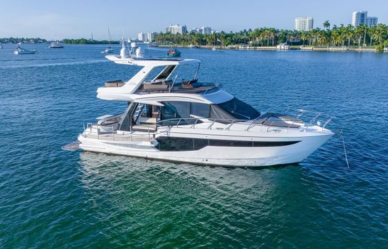 Galeon 500 Fly Hummingbird