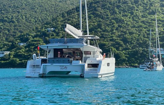 Fountaine Pajot Tanna 47 Feeling Knotty
