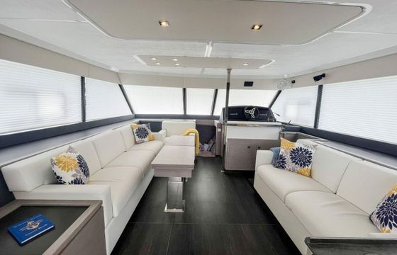 Fountaine Pajot MY6 Blue GypSea