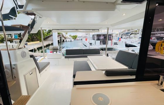 Fountaine Pajot Tanna 47 Stargazer