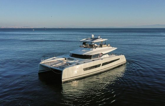 Fountaine Pajot Power 67 Ariva