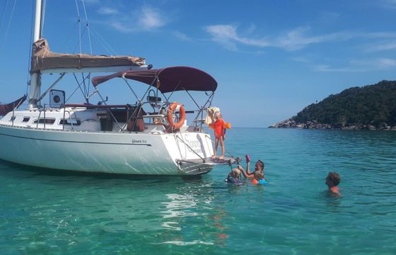 Freedom 30 Sanora